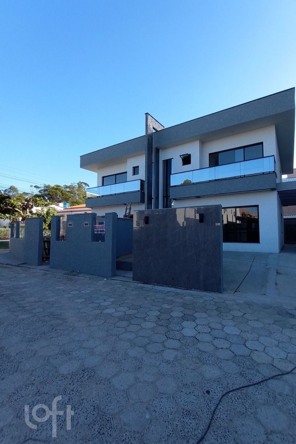 Casa Residencial com 200m², 3 quartos, 3 suítes, no bairro Ingleses em Florianópolis