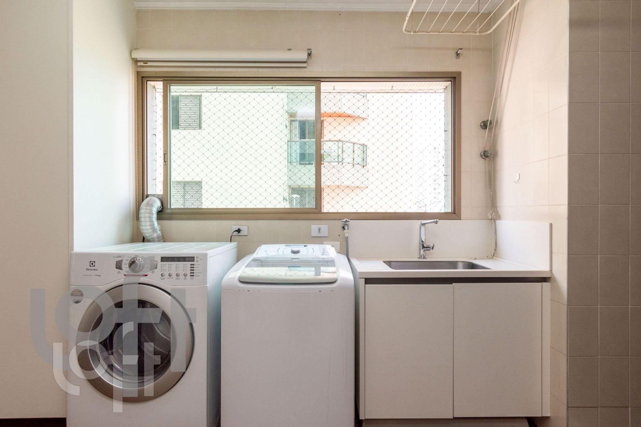 Apartamento à venda com 4 quartos, 250m² - Foto 35