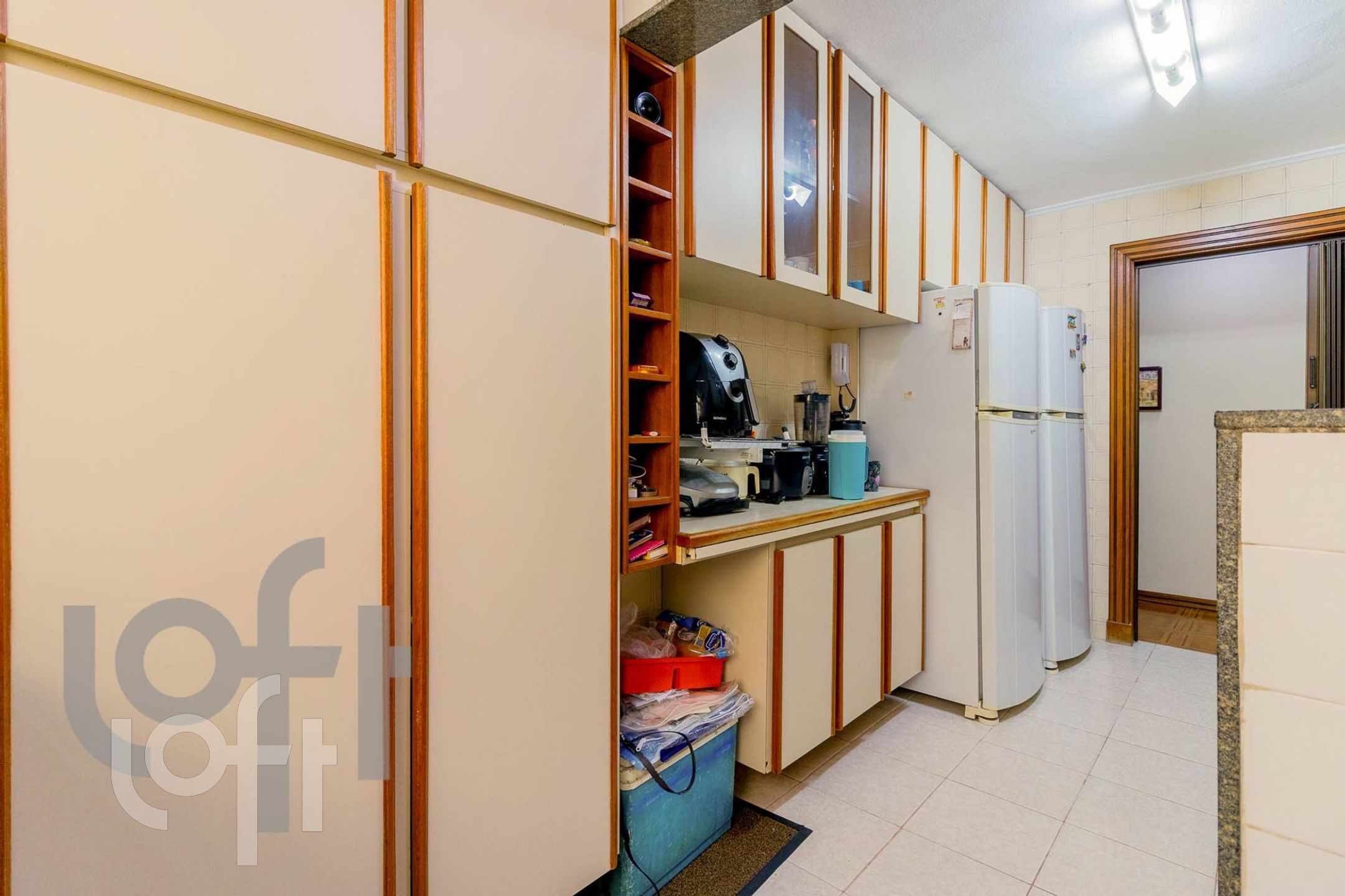 Apartamento à venda com 2 quartos, 64m² - Foto 28