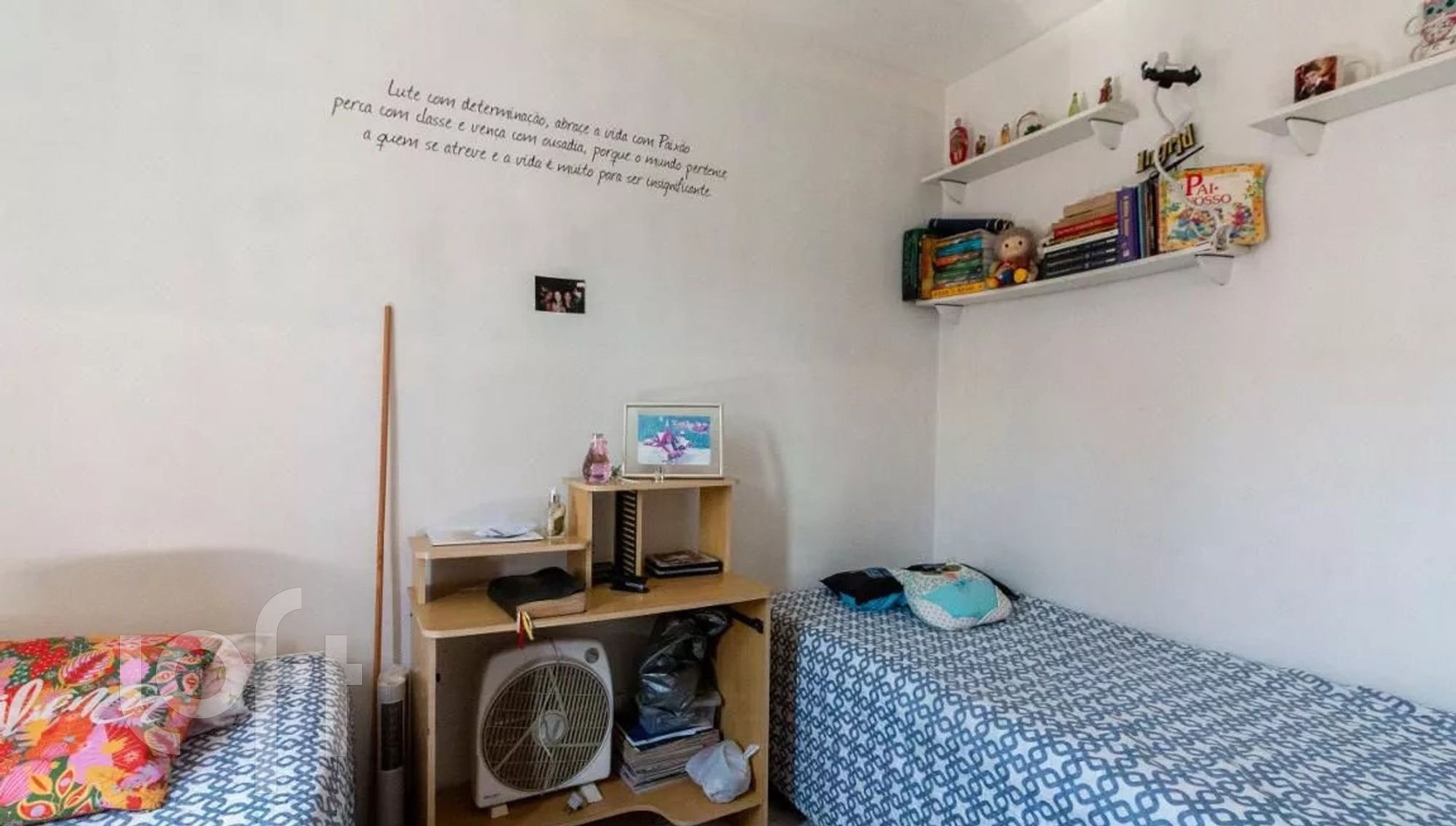 Apartamento à venda com 2 quartos, 49m² - Foto 2