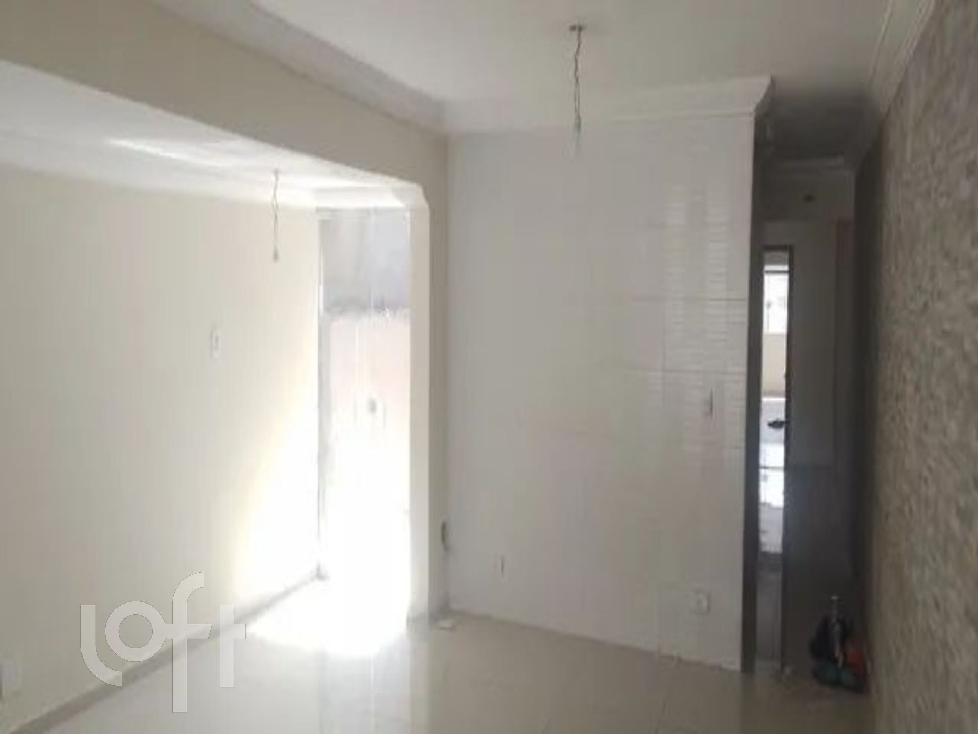 Casa à venda com 4 quartos, 150m² - Foto 3