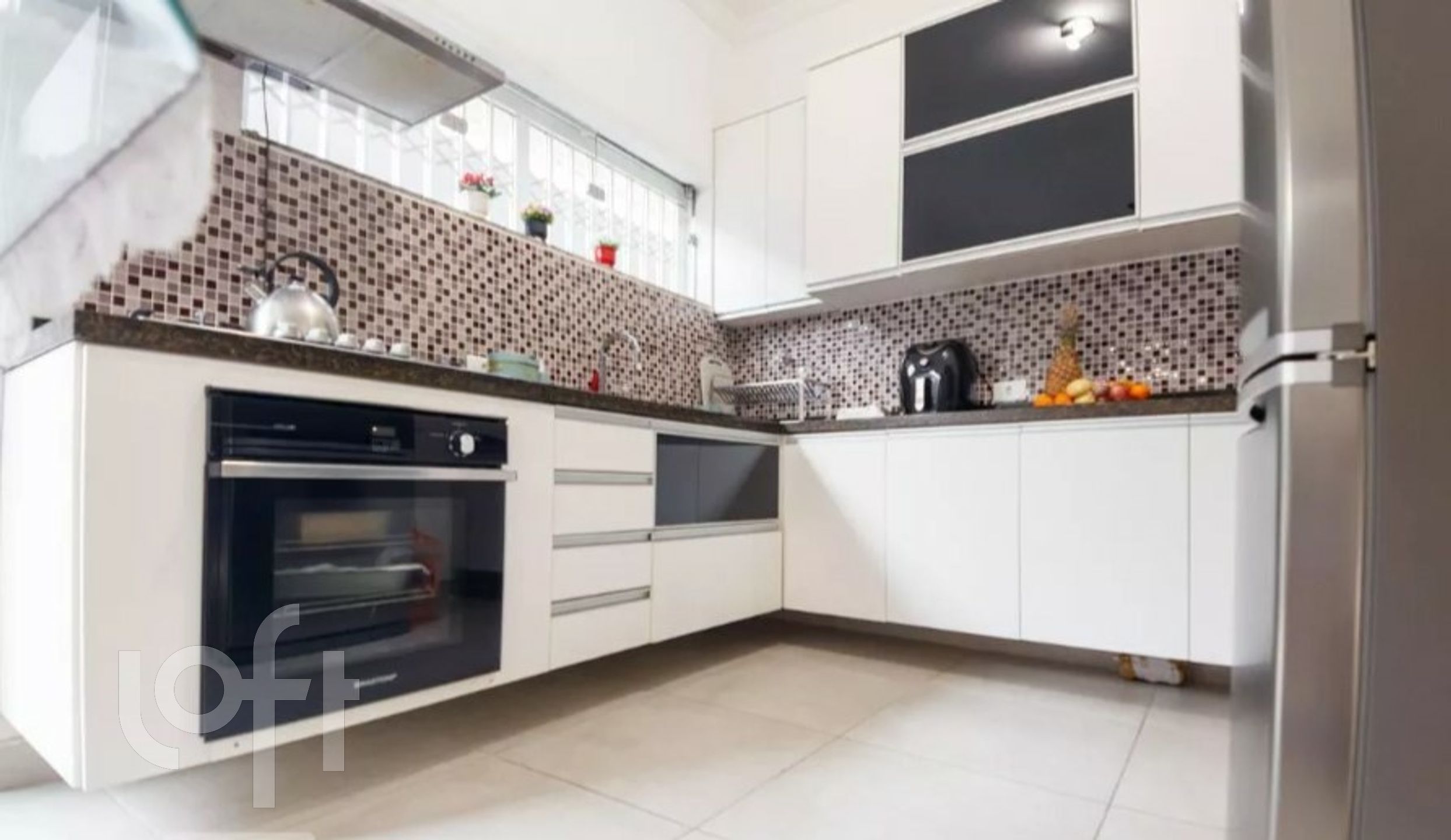 Casa à venda com 4 quartos, 300m² - Foto 15