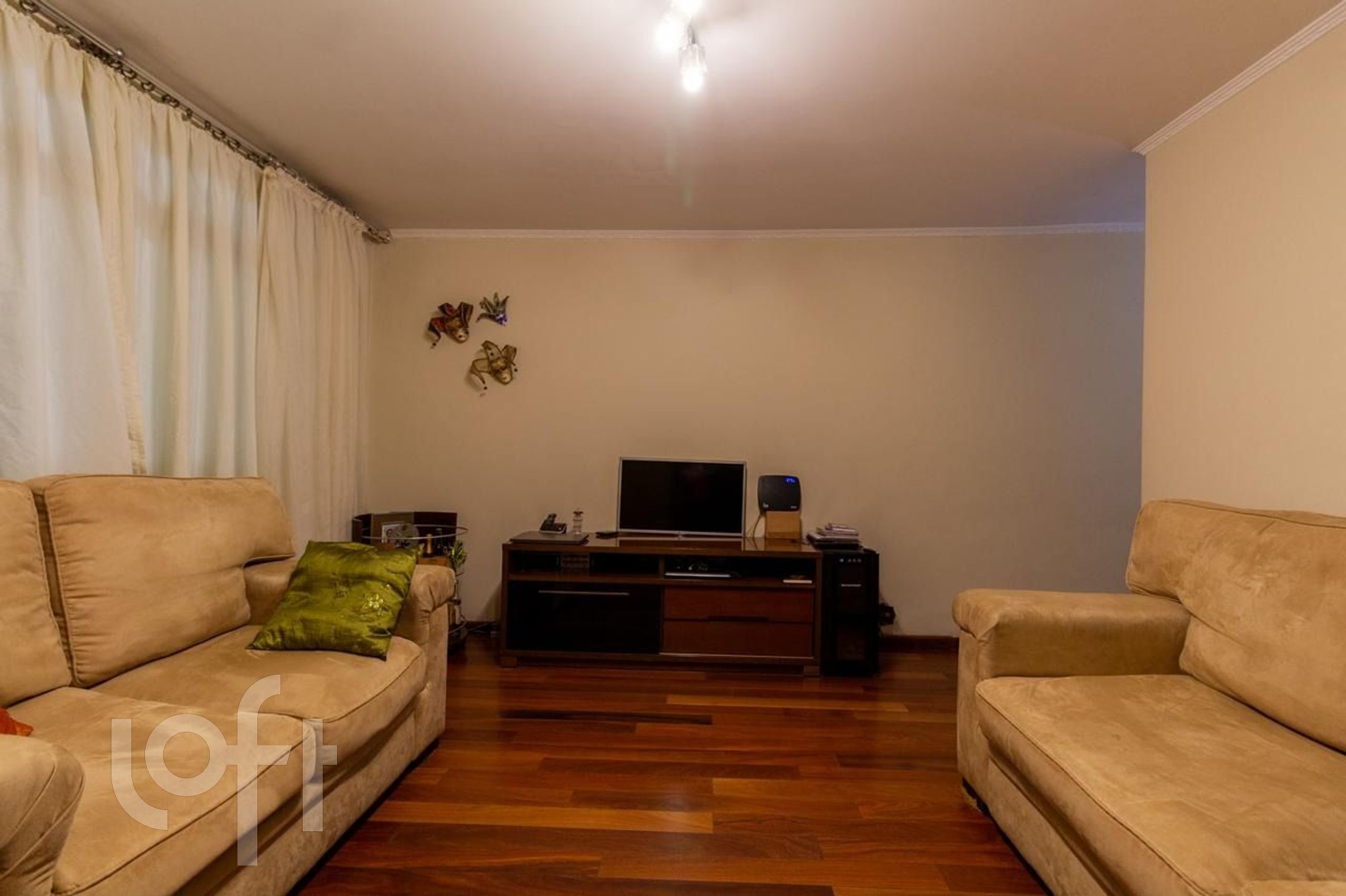 Casa à venda em Artur Alvim com 140 m², 3 quartos,