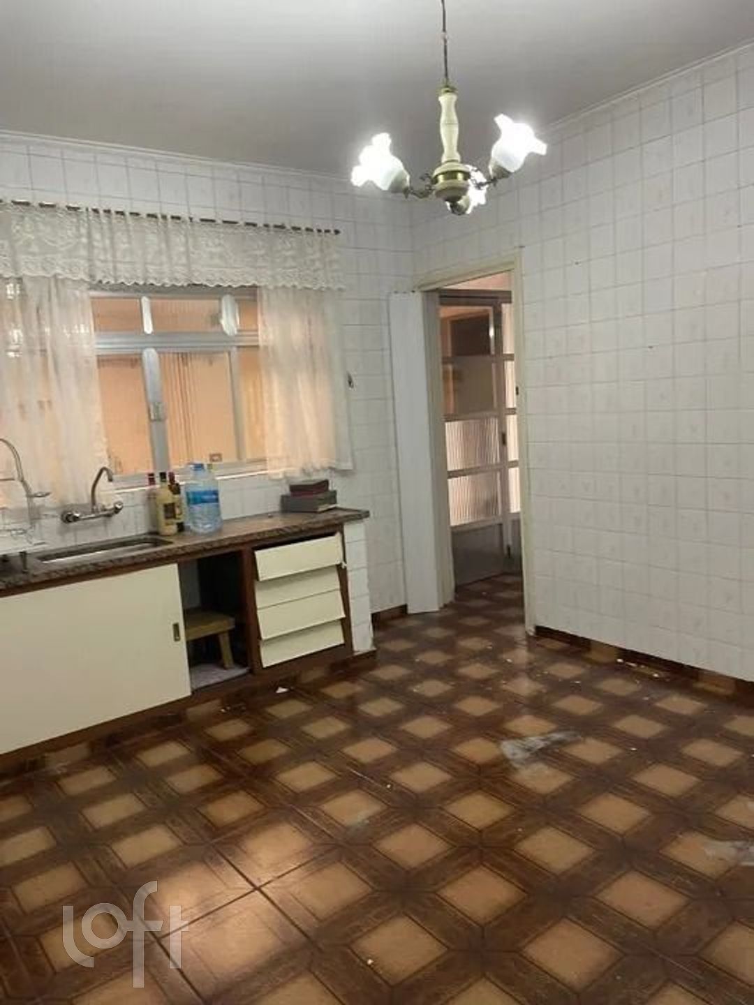 Casa à venda com 6 quartos, 160m² - Foto 8