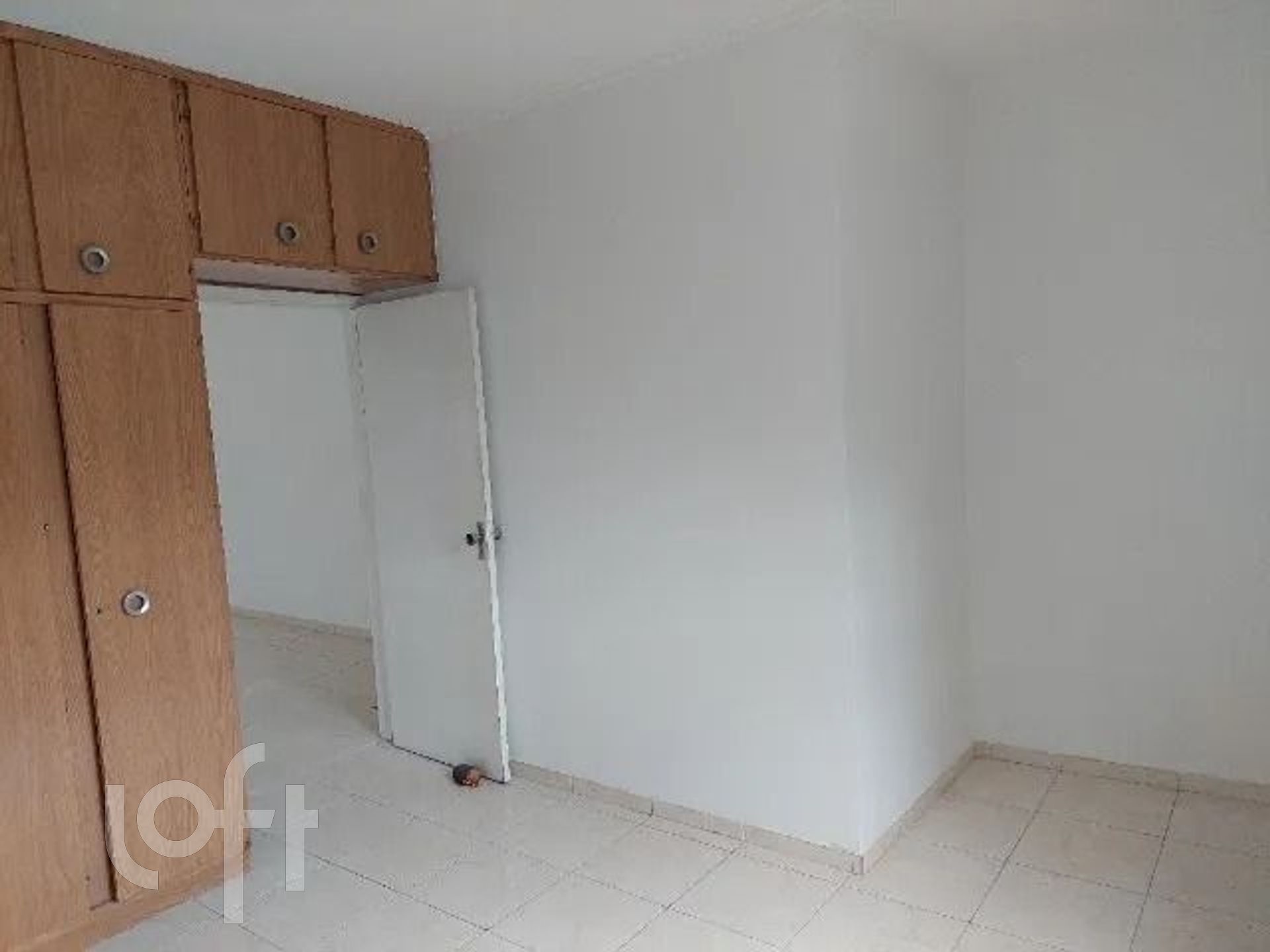 Casa à venda com 6 quartos, 160m² - Foto 3