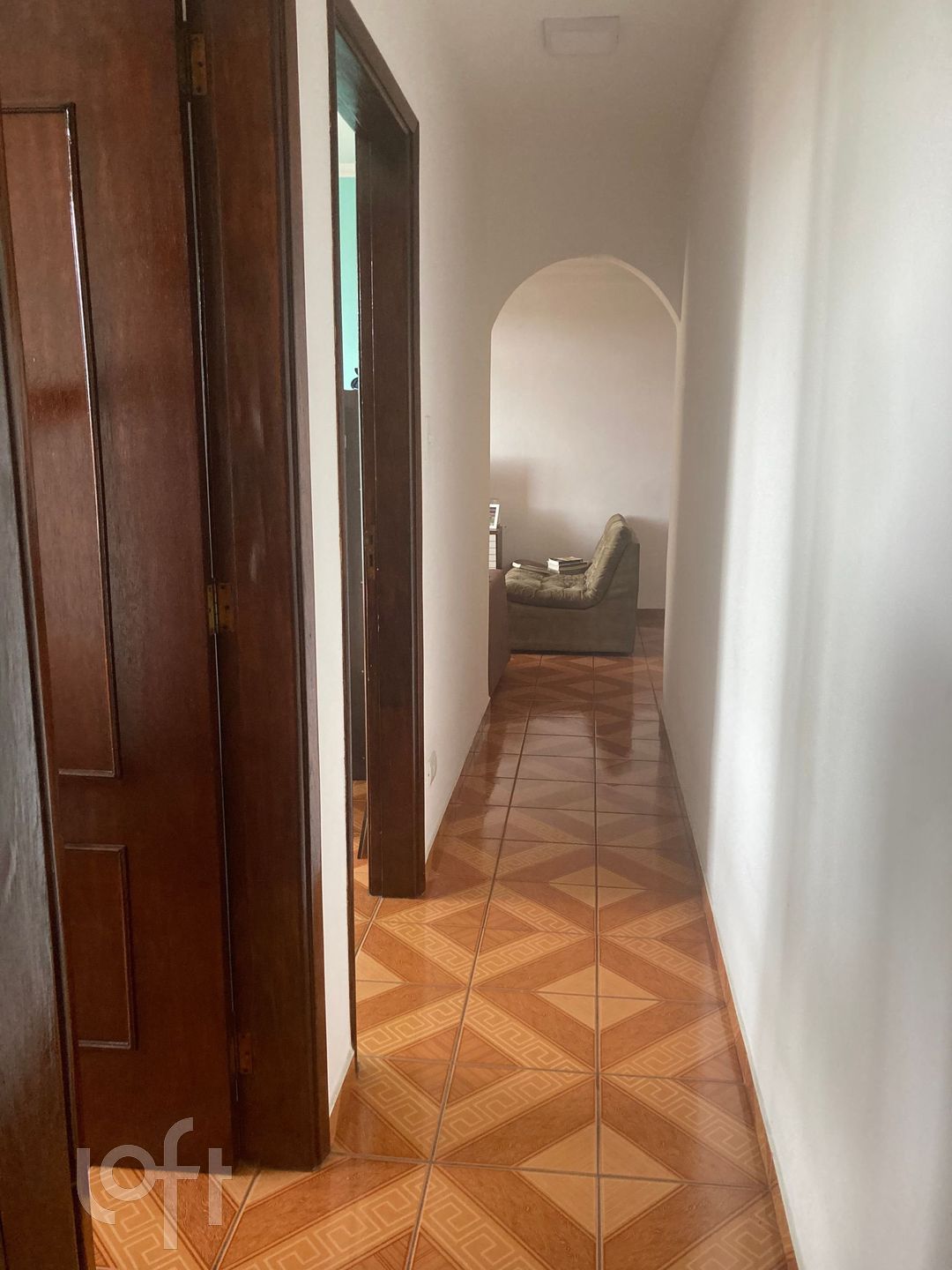 Apartamento à venda com 2 quartos, 70m² - Foto 2