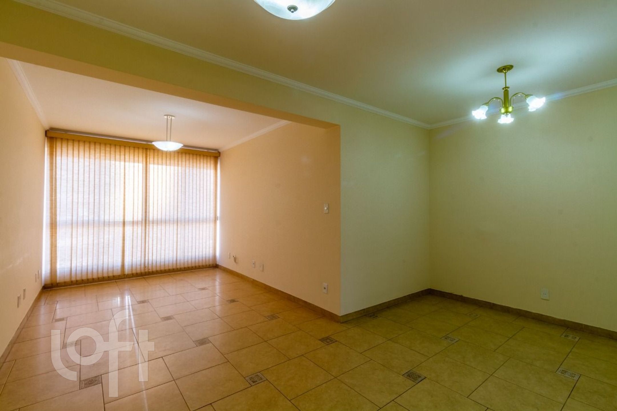 Apartamento à venda com 3 quartos, 133m² - Foto 1