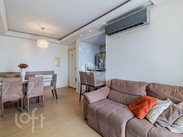 Apartamento com 74m², 3 dormitórios, 1 suíte, 2 vagas, Vila Ipiranga em Porto Alegre