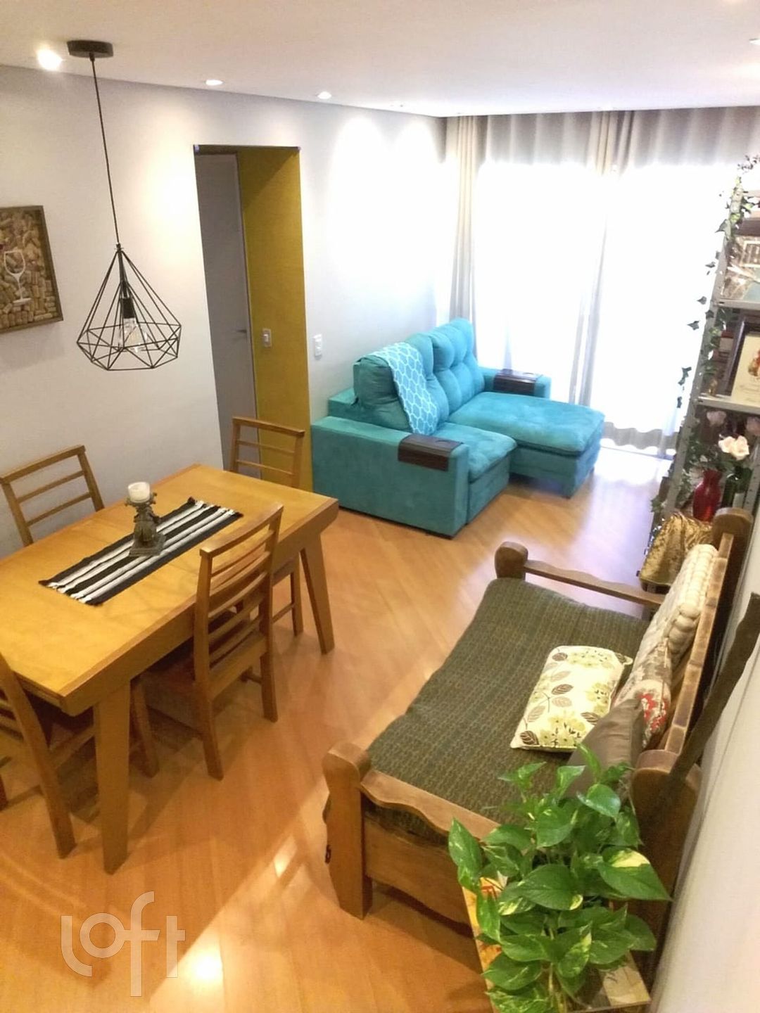 Apartamento à venda com 2 quartos, 58m² - Foto 1