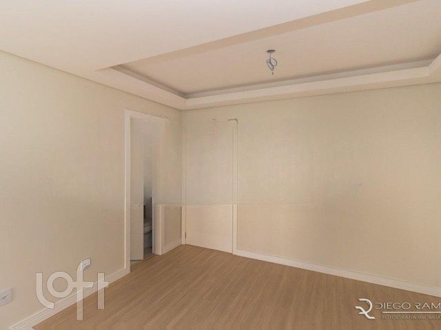 Apartamento com 56m², 1 dormitório, 1 suíte, 1 vaga, Floresta em Porto Alegre