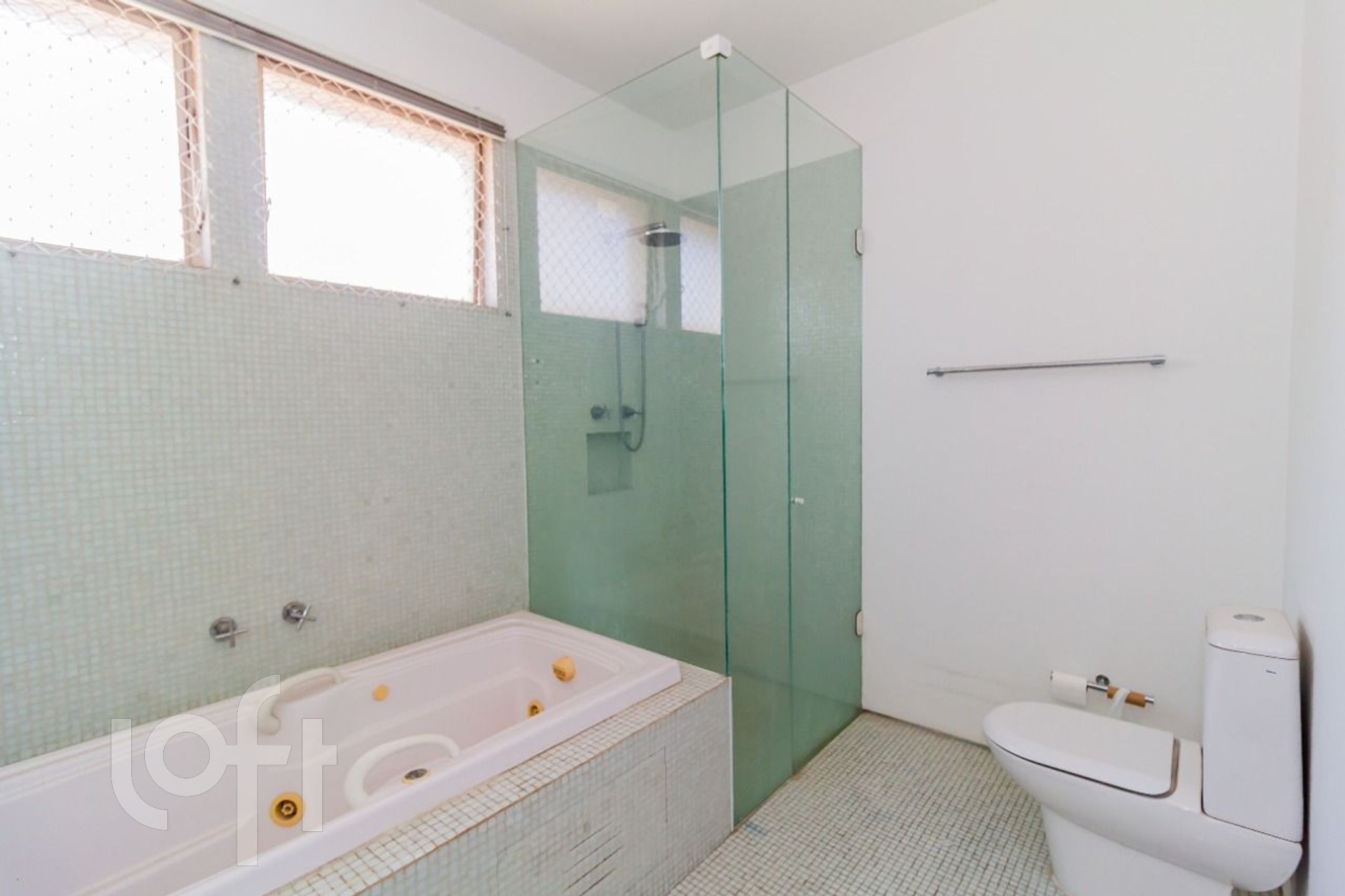 Apartamento à venda com 3 quartos, 188m² - Foto 37