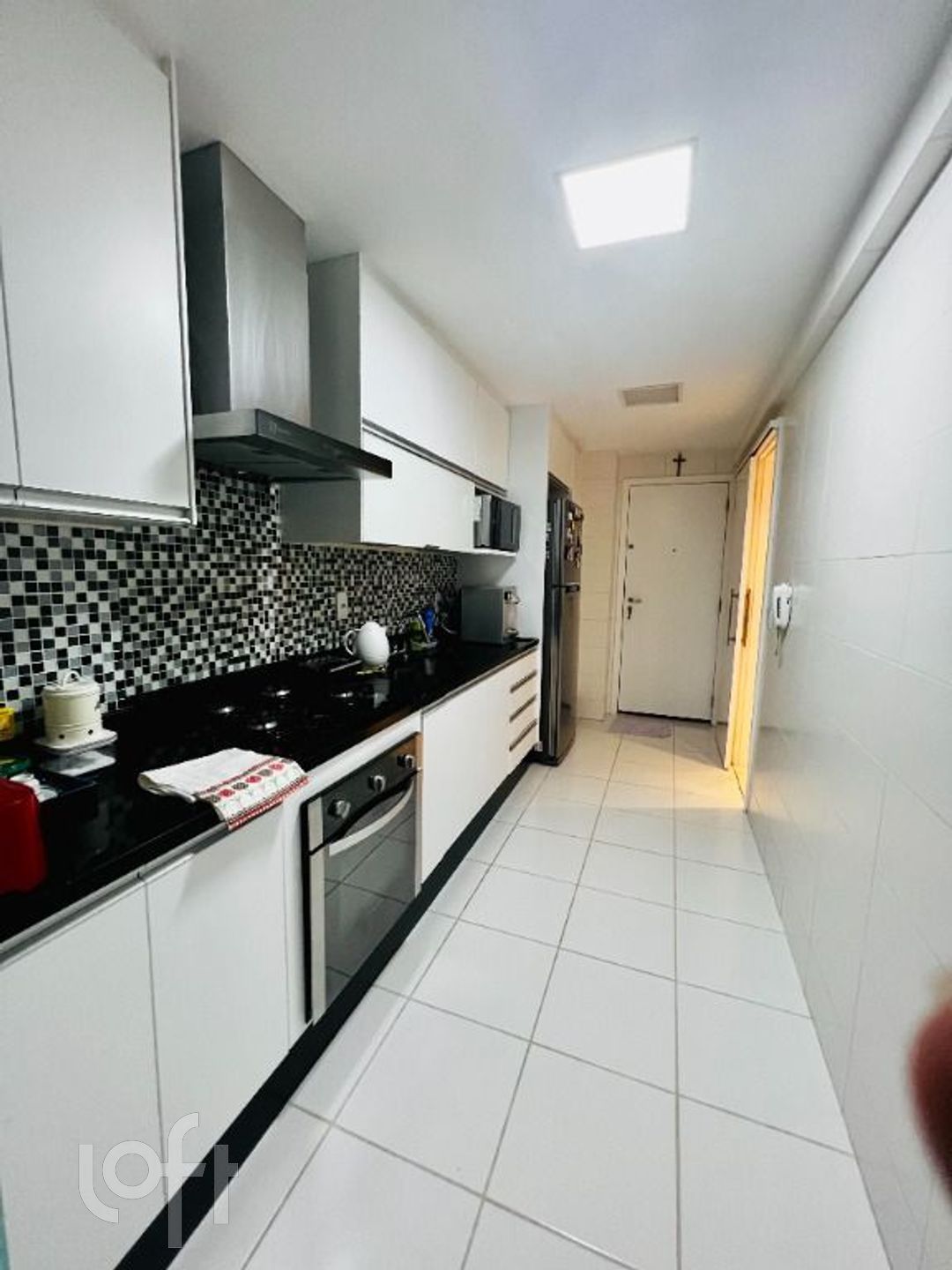 Apartamento à venda com 3 quartos, 107m² - Foto 9