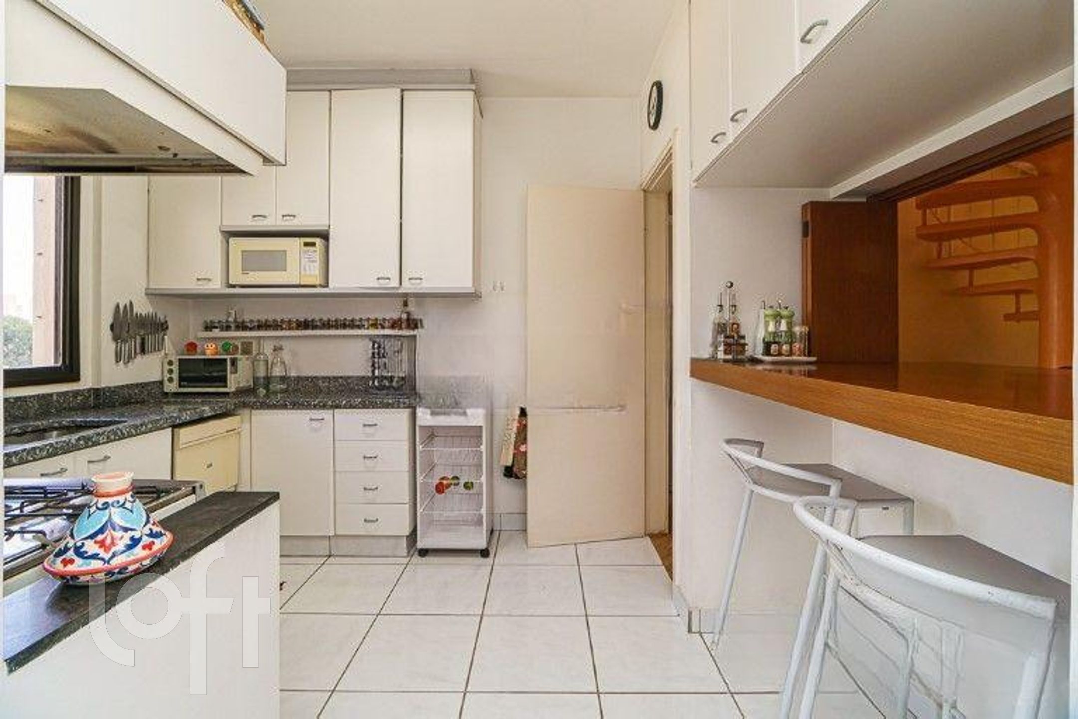 Apartamento à venda com 3 quartos, 230m² - Foto 5