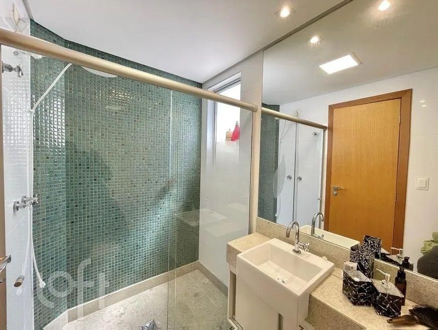 Apartamento à venda com 4 quartos, 264m² - Foto 11