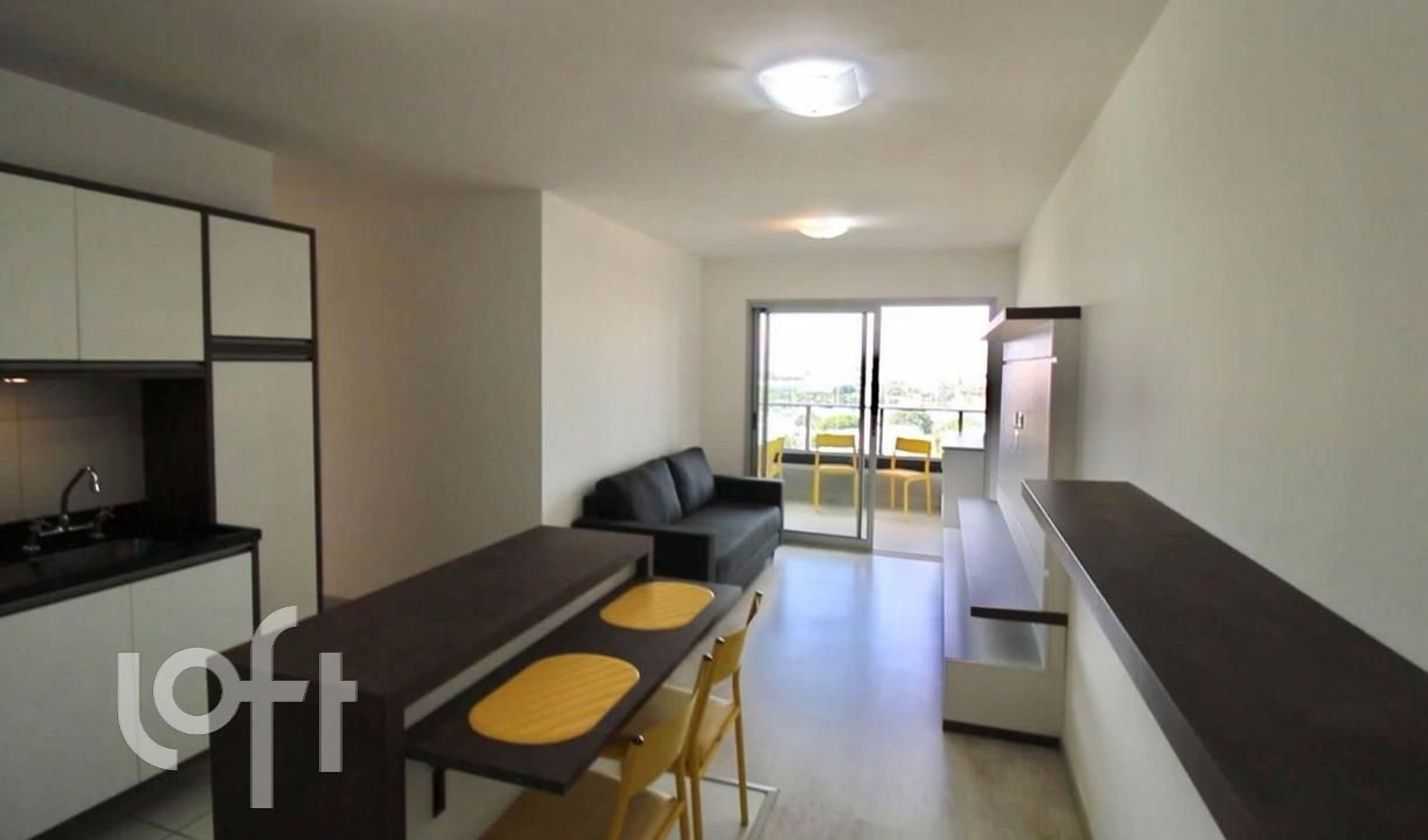 Apartamento à venda com 2 quartos, 62m² - Foto 1