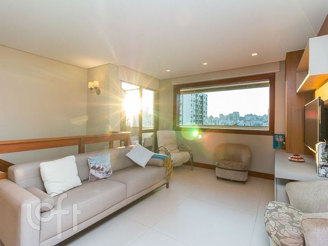 Apartamento com 168m², 2 dormitórios, 2 vagas, Santa Cecília em Porto Alegre