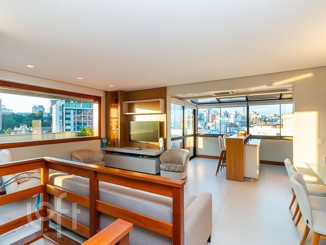 Apartamento com 168m², 2 dormitórios, 2 vagas, Santa Cecília em Porto Alegre