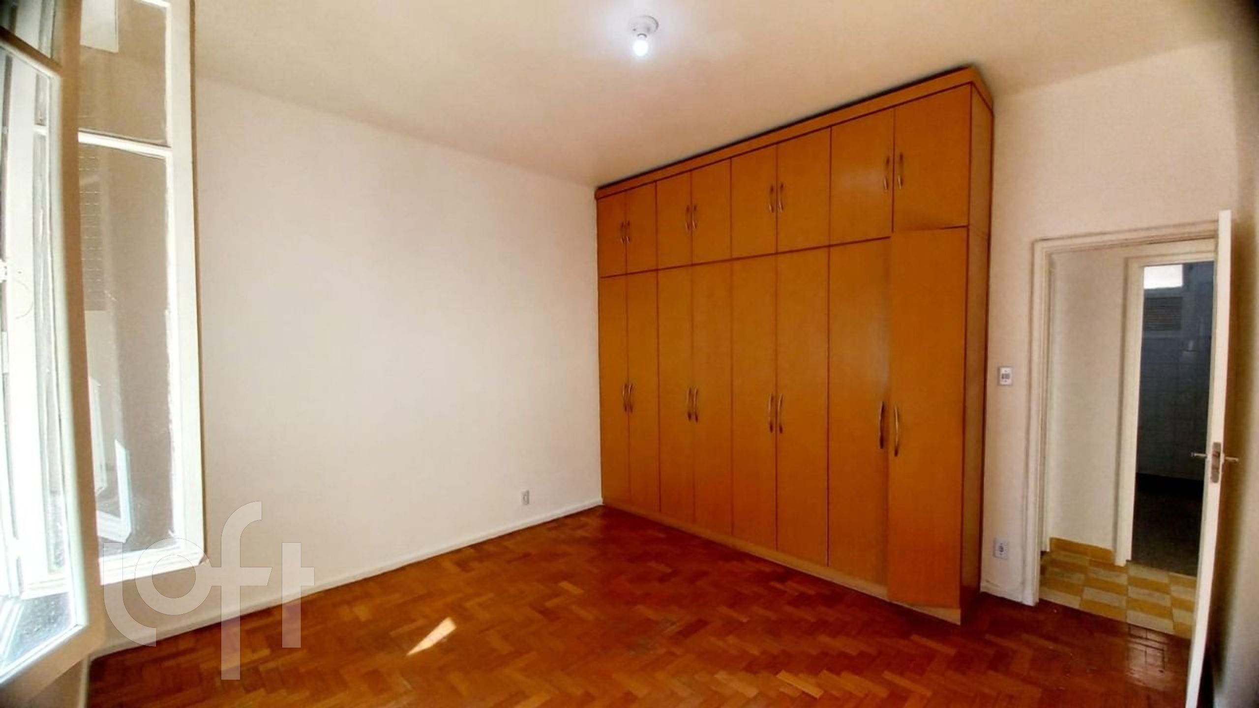 Apartamento à venda com 3 quartos, 130m² - Foto 11