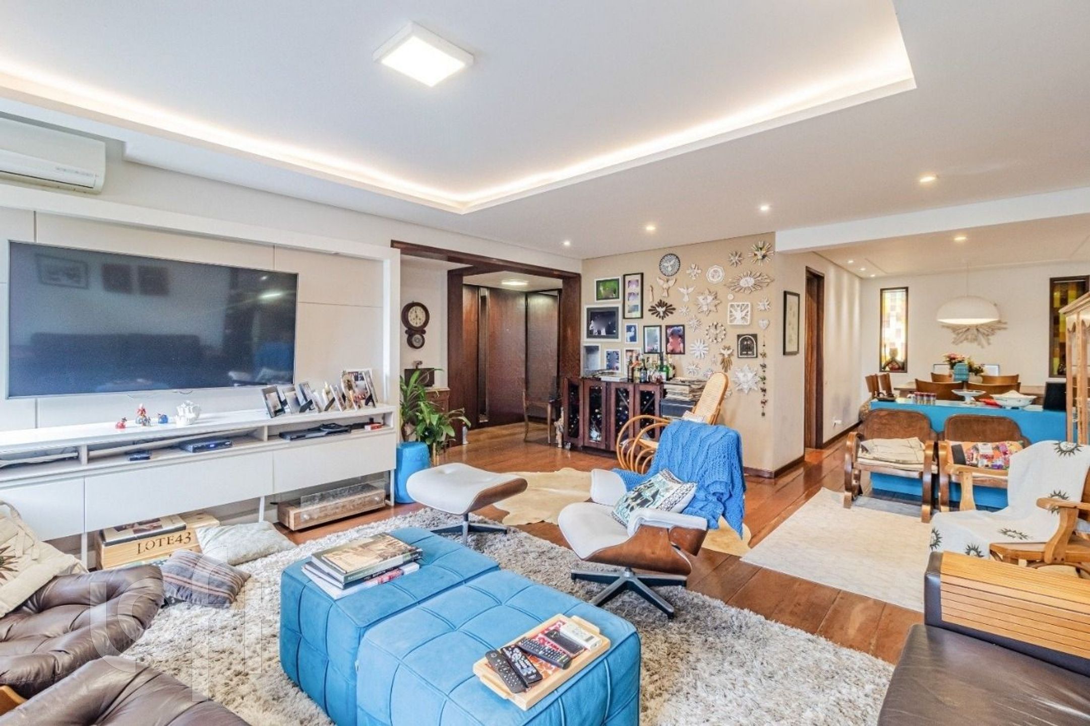 Apartamento com 152m², 3 dormitórios, 1 suíte, 2 vagas, Petrópolis em Porto Alegre