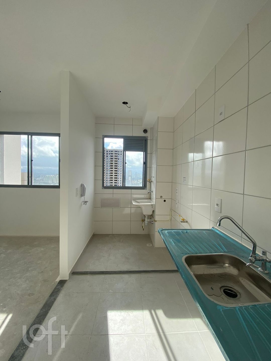 Apartamento à venda com 1 quarto, 29m² - Foto 4