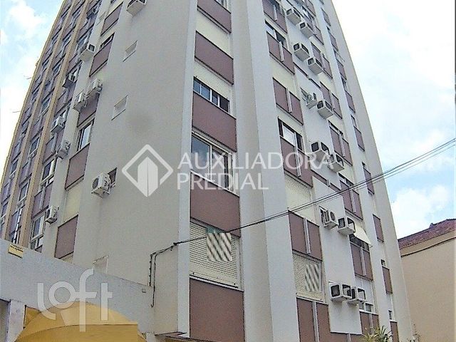 Apartamento com 138m², 4 dormitórios, 1 suíte, 1 vaga, Santa Cecília em Porto Alegre