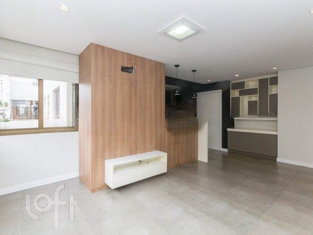 Apartamento com 70m², 2 dormitórios, 1 suíte, 1 vaga, Bom Fim em Porto Alegre