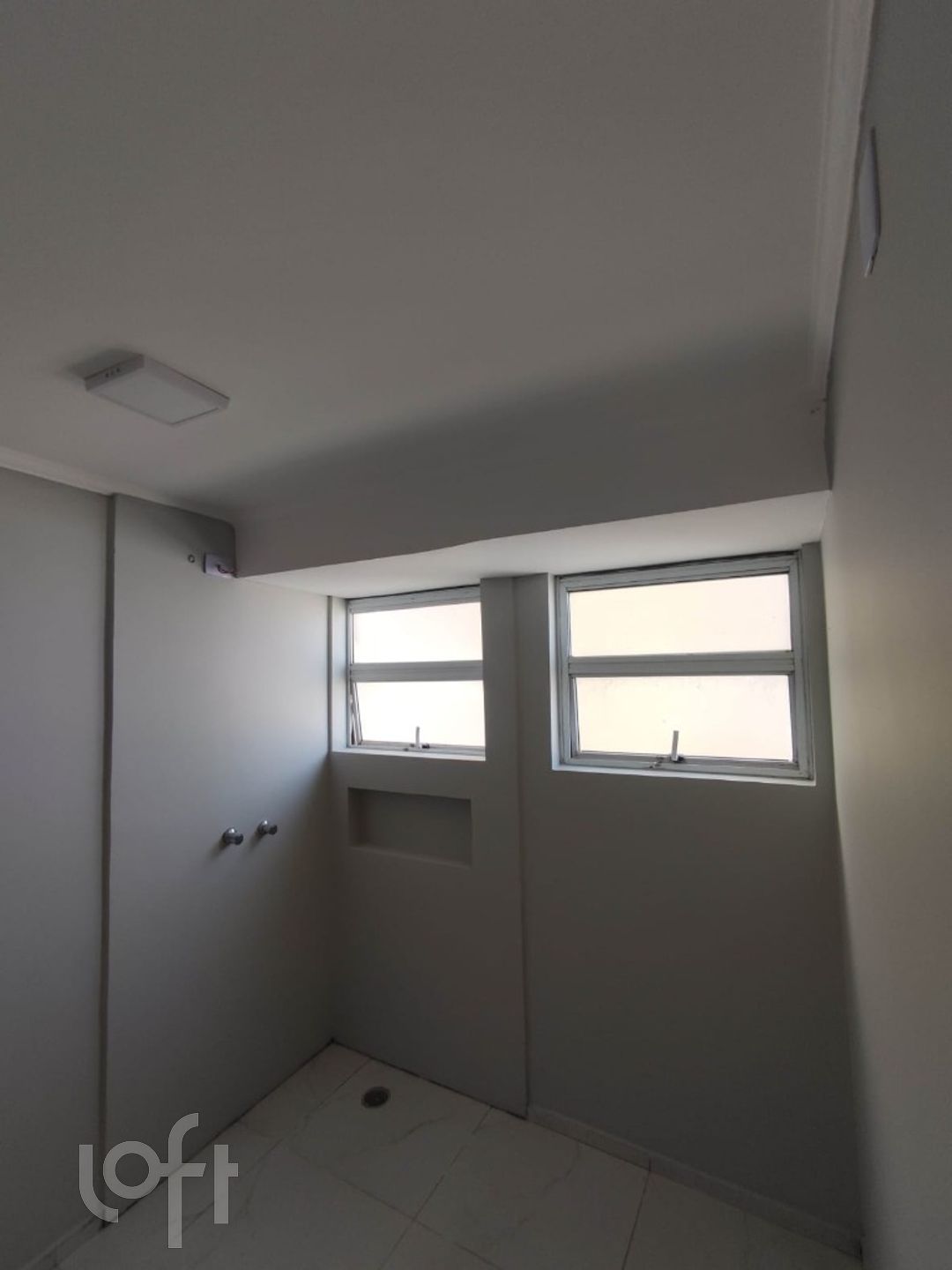 Apartamento à venda com 3 quartos, 111m² - Foto 10