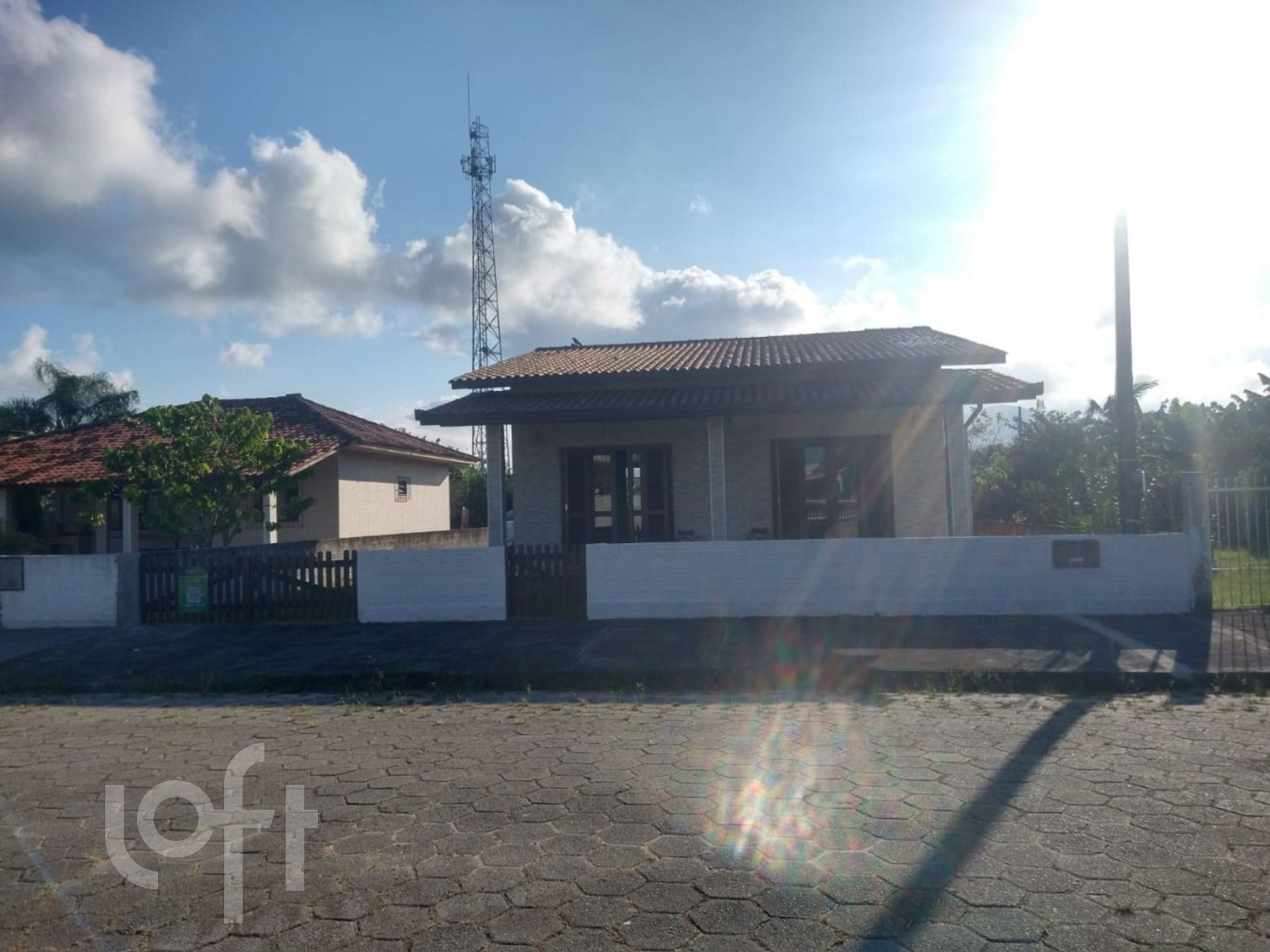 Casa à venda em Pinheira com 118 m², 3 quartos, 3 vagas