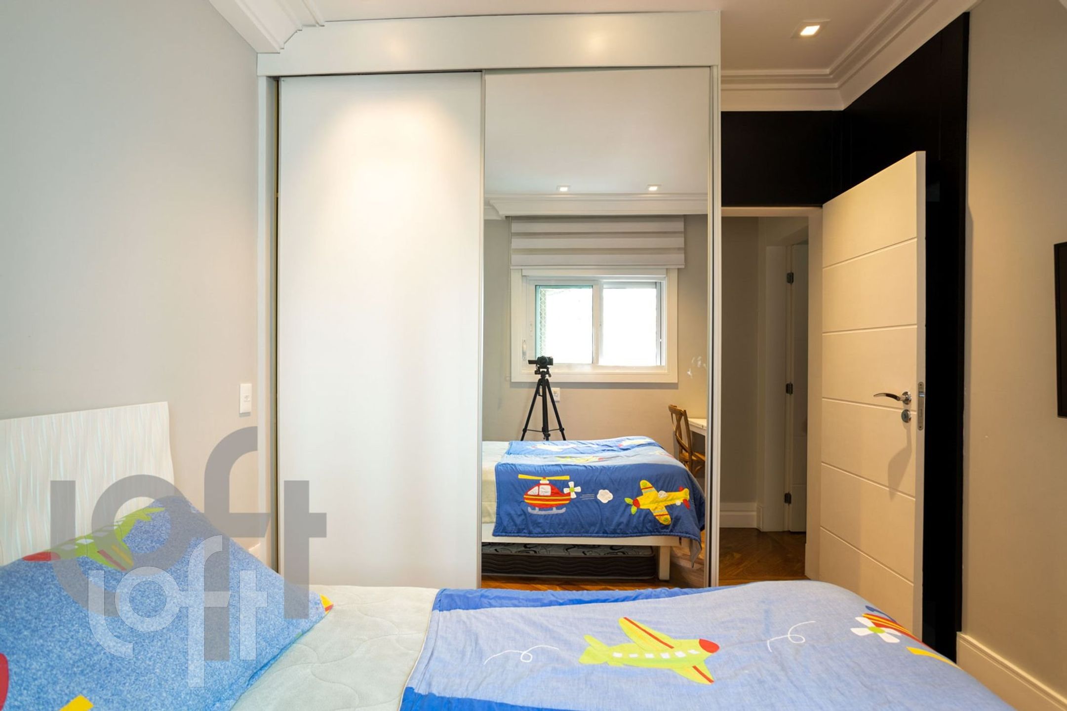 Apartamento à venda com 4 quartos, 257m² - Foto 5