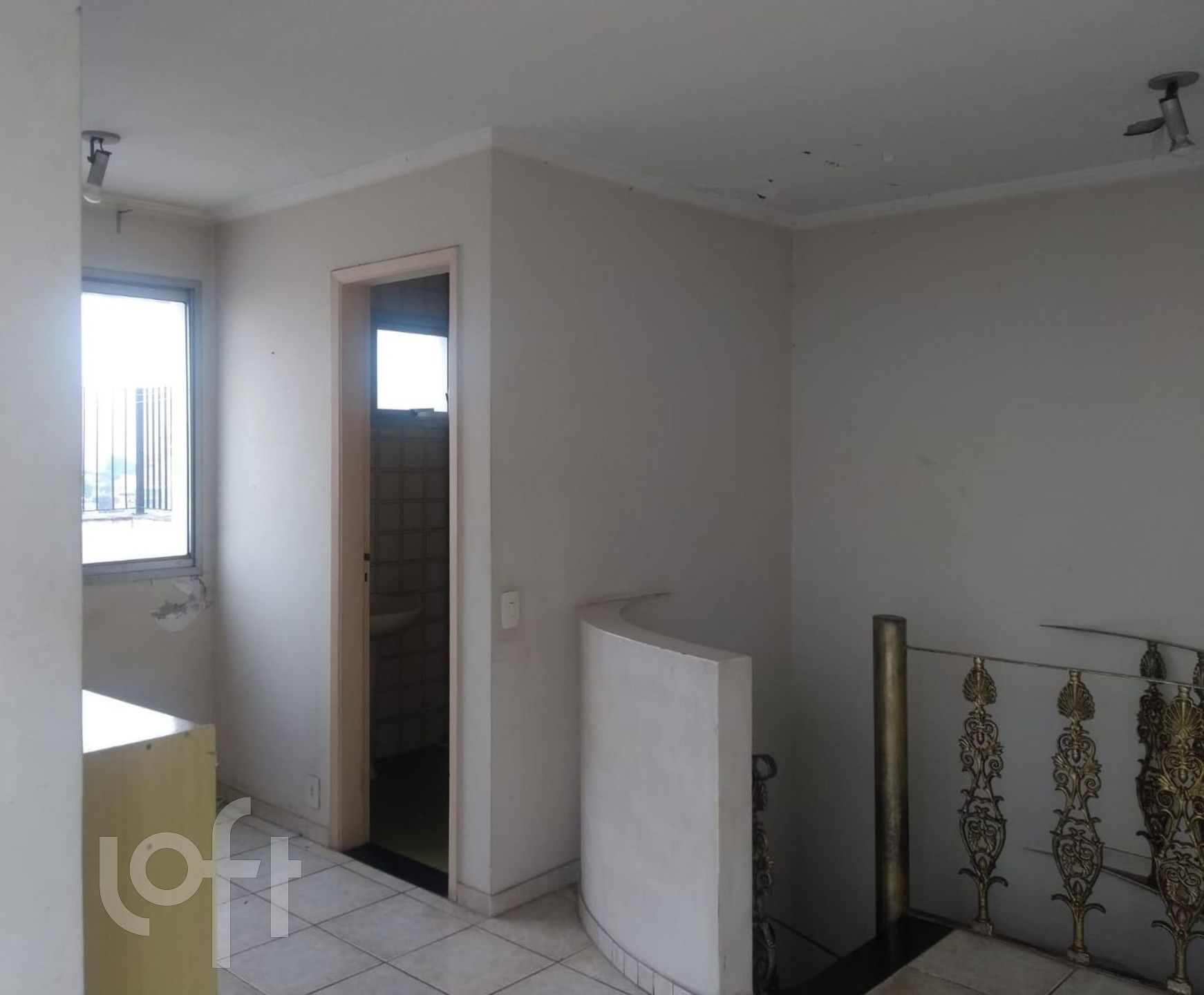 Apartamento à venda com 3 quartos, 142m² - Foto 3