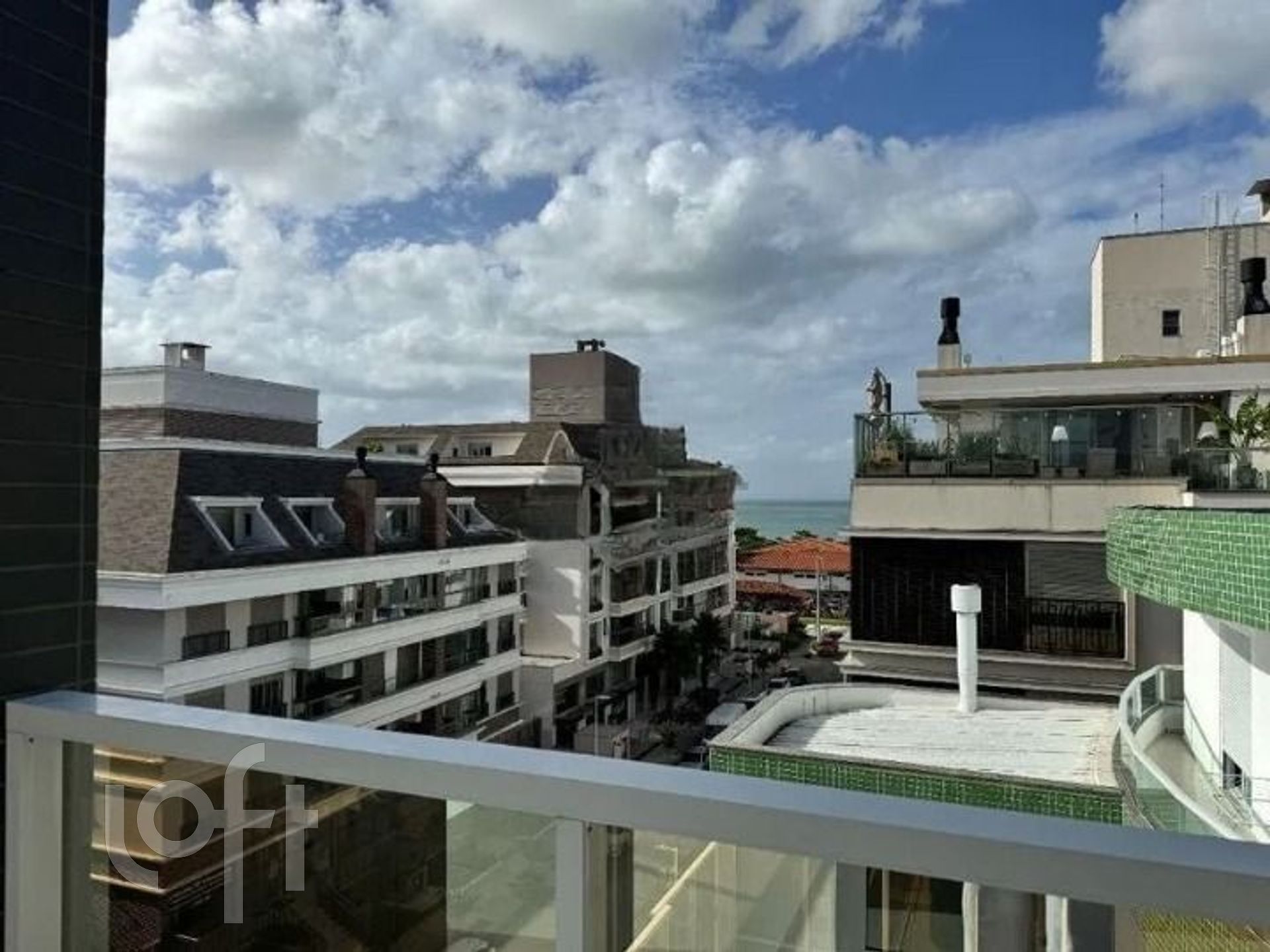 Apartamento à venda em Jurere Leste com 96 m², 3 quartos, 1 suíte, 2 vagas
