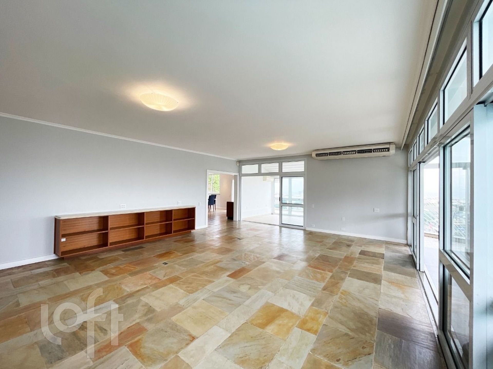 Apartamento à venda com 4 quartos, 400m² - Foto 2