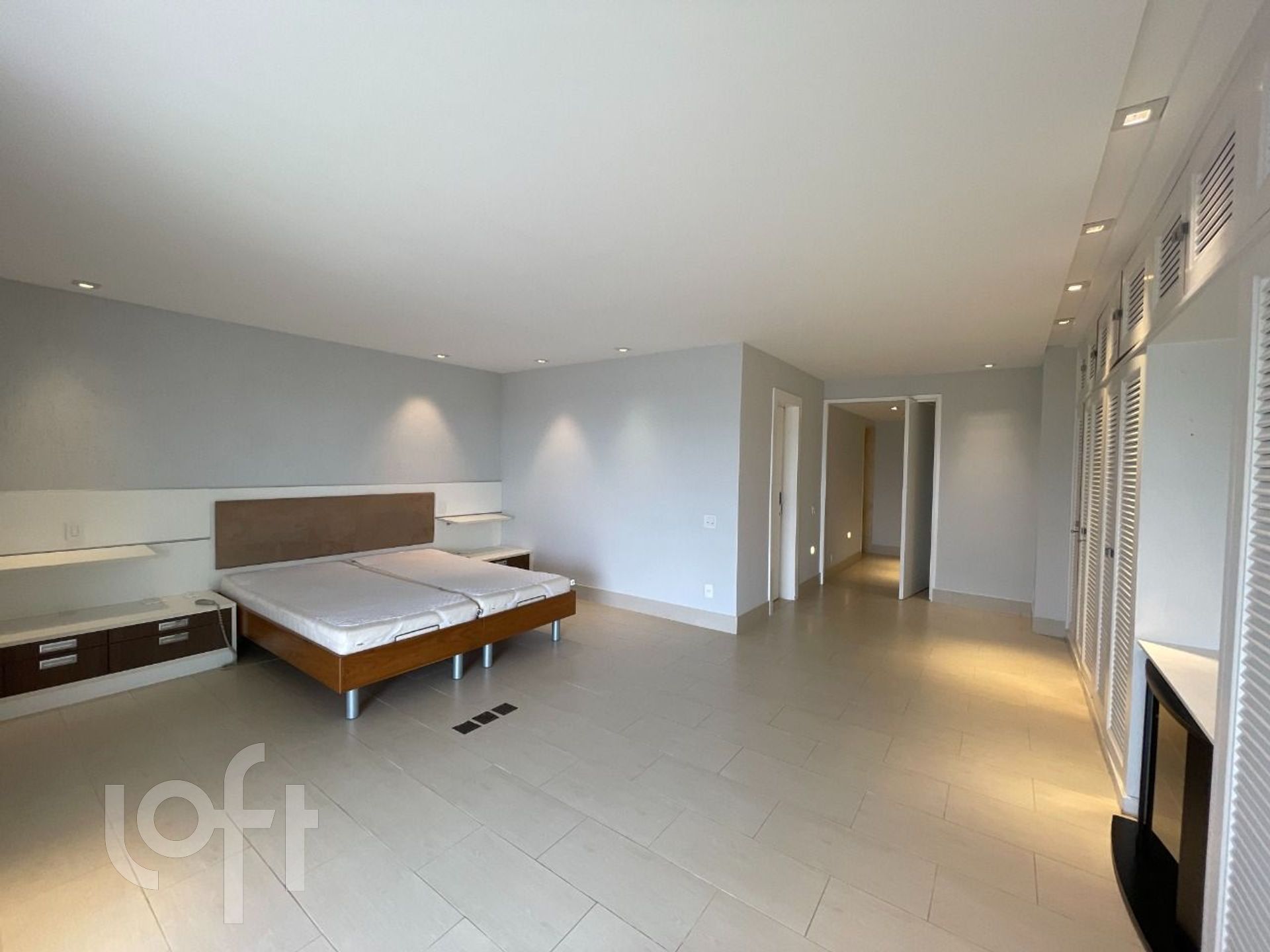 Apartamento à venda com 4 quartos, 400m² - Foto 19