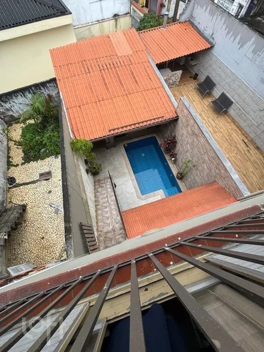 Casa à venda com 4 quartos, 200m² - Foto 16