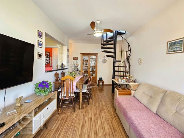 Apartamento com 130m², 3 dormitórios, 1 suíte, Jardim Botânico em Porto Alegre