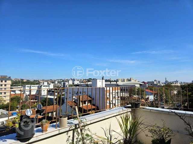 Apartamento com 130m², 3 dormitórios, 1 suíte, Jardim Botânico em Porto Alegre