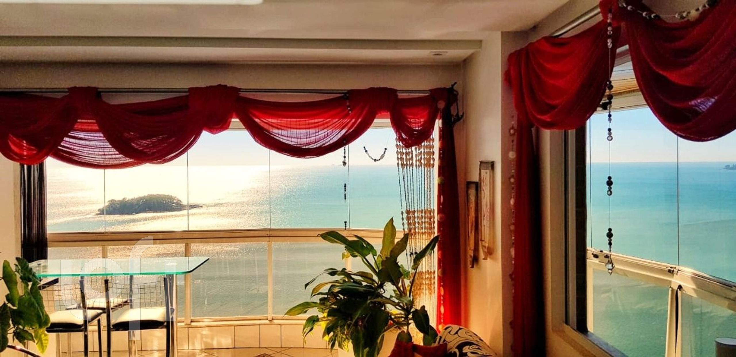 Apartamento à venda em Centro com 102 m², 2 quartos, 1 suíte, 2 vagas