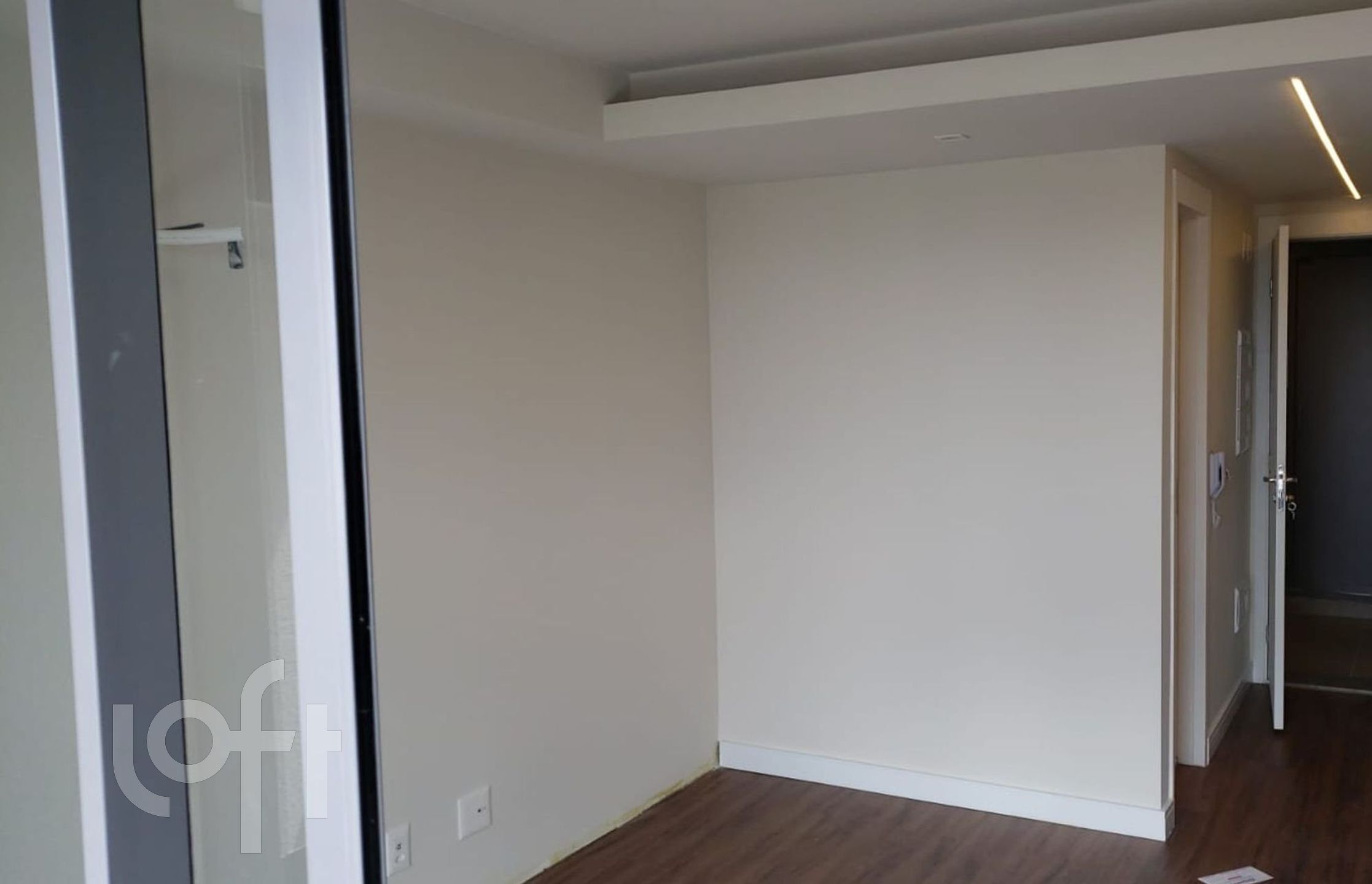 Apartamento à venda com 1 quarto, 25m² - Foto 2