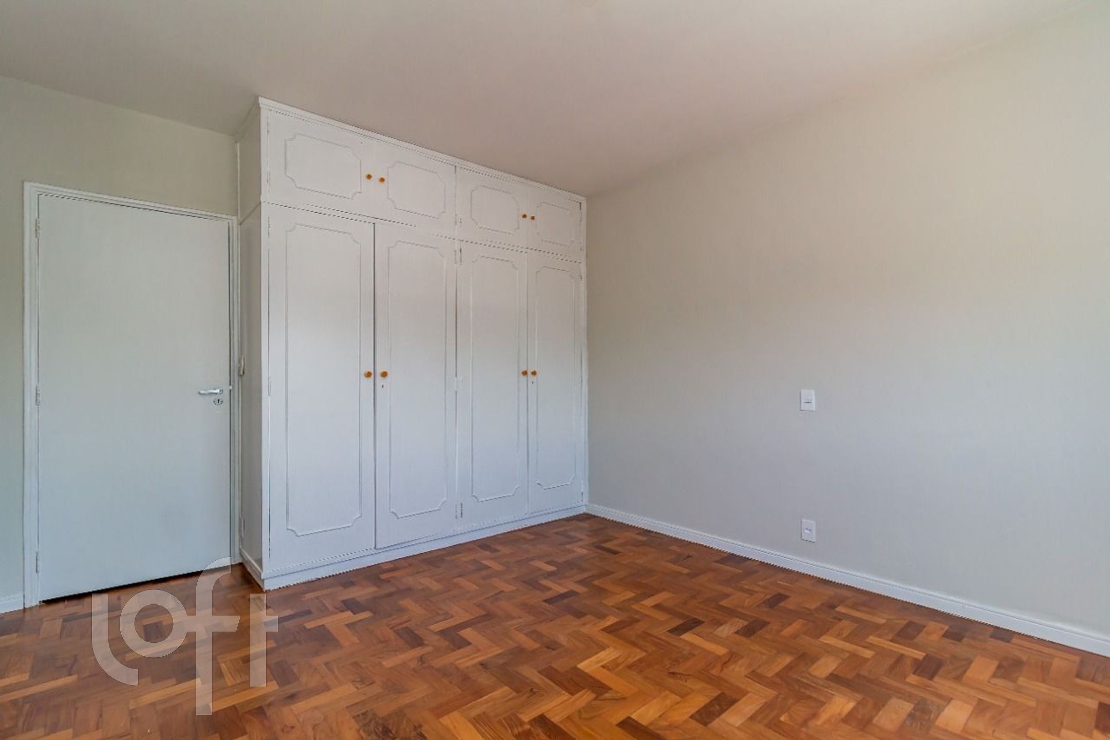 Apartamento à venda com 3 quartos, 200m² - Foto 14