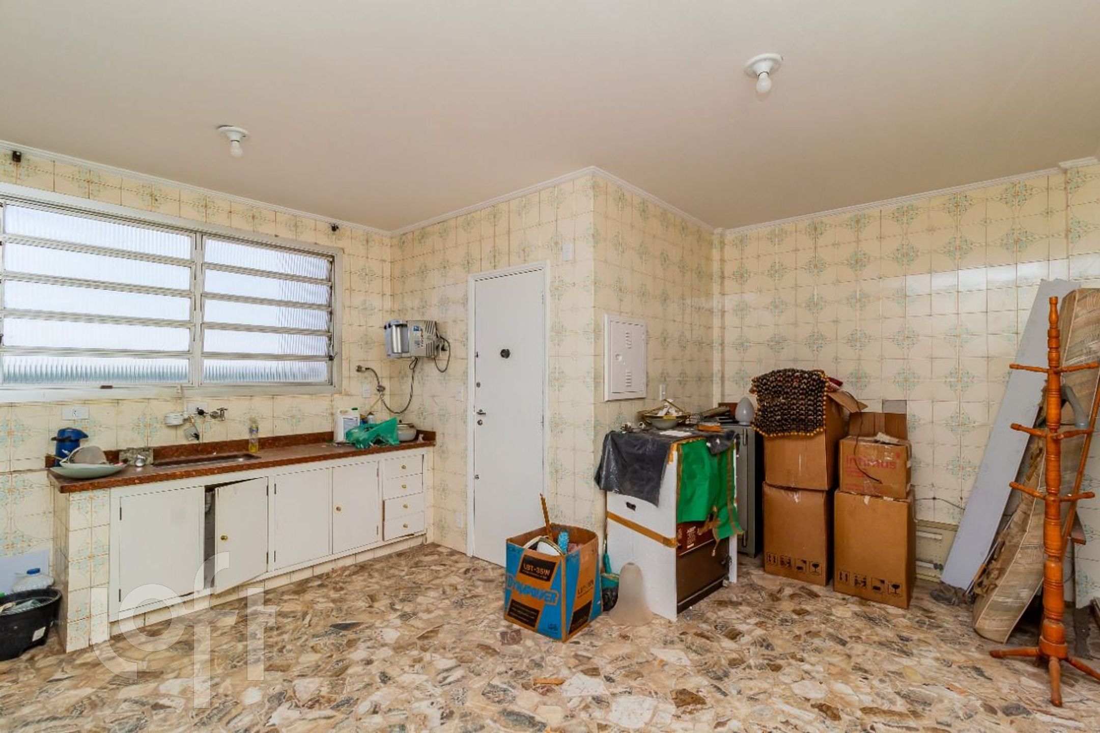 Apartamento à venda com 3 quartos, 200m² - Foto 21