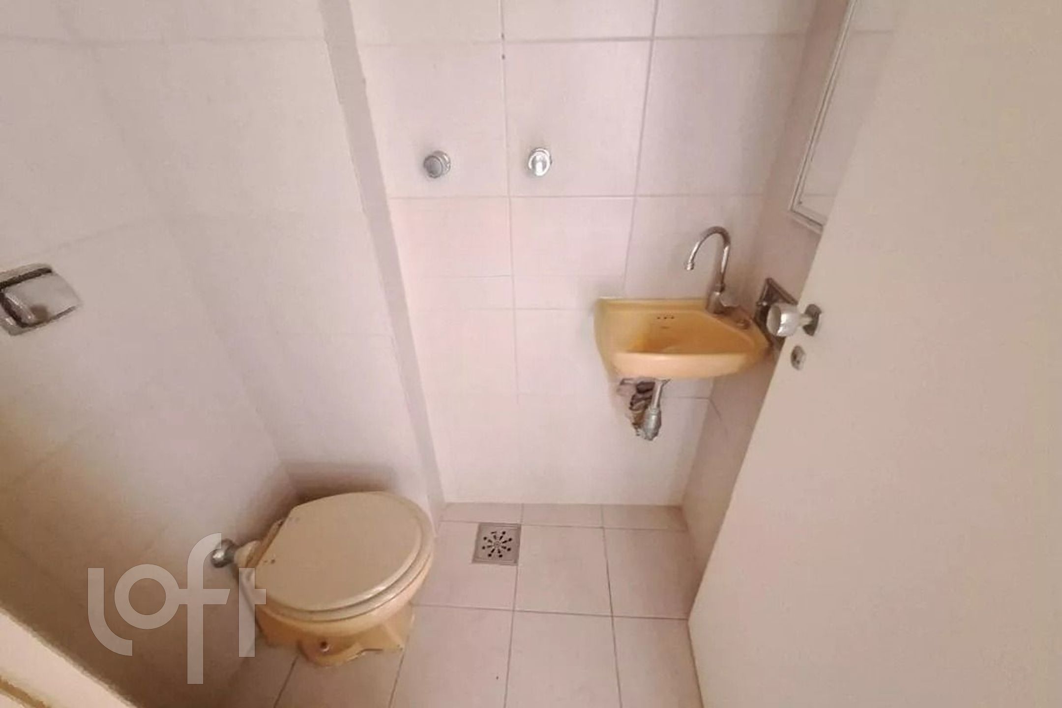 Apartamento à venda com 3 quartos, 136m² - Foto 17