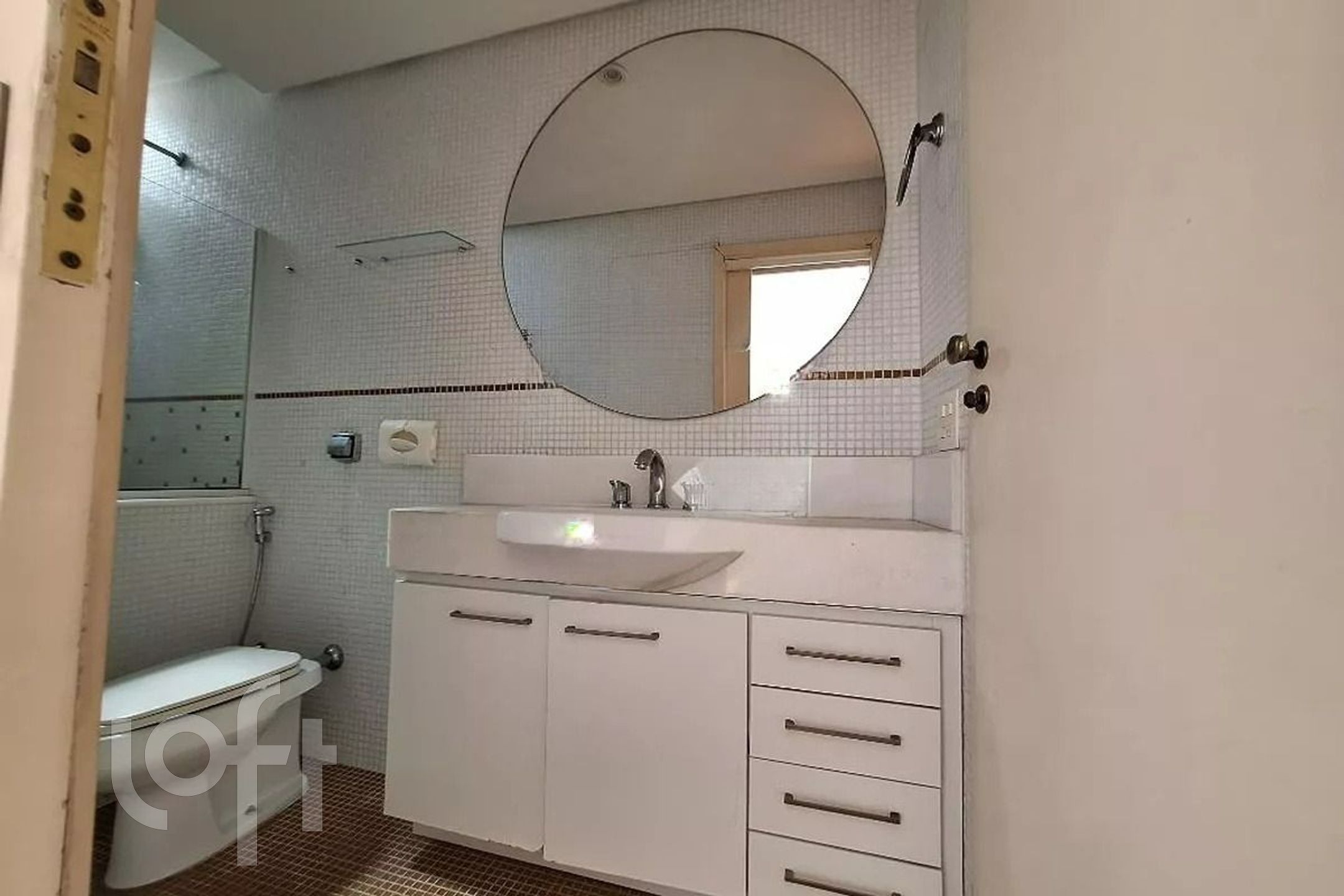 Apartamento à venda com 3 quartos, 136m² - Foto 12