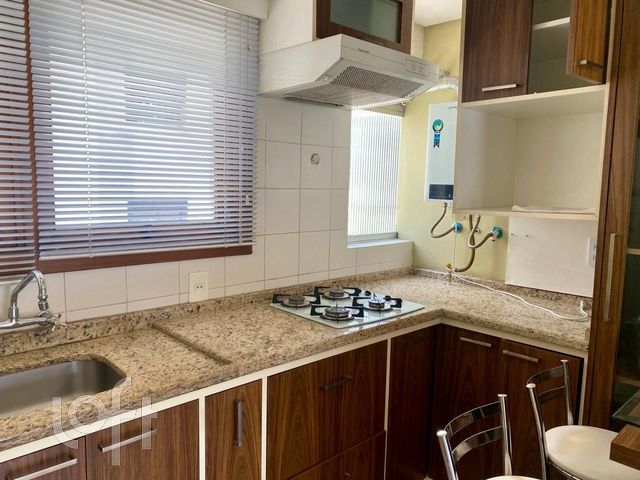 Apartamento com 71m², 2 dormitórios, 1 suíte, 1 vaga, Boa Vista em Porto Alegre