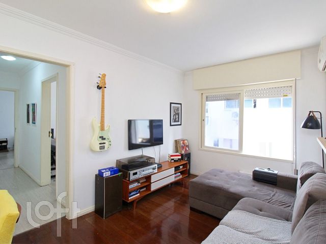 Apartamento com 70m², 2 dormitórios, 1 vaga, Higienópolis em Porto Alegre