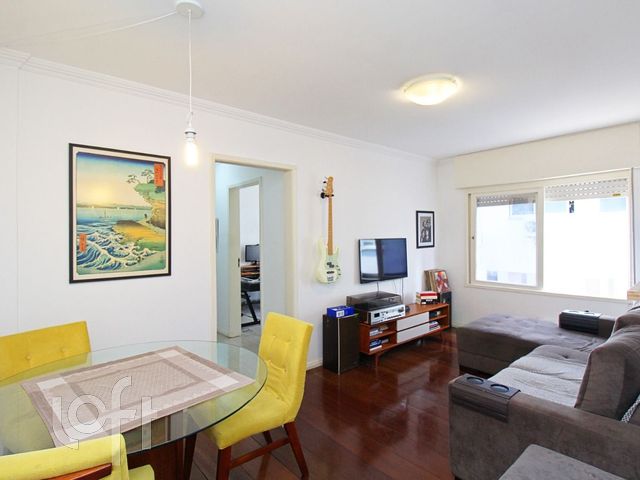 Apartamento com 70m², 2 dormitórios, 1 vaga, Higienópolis em Porto Alegre