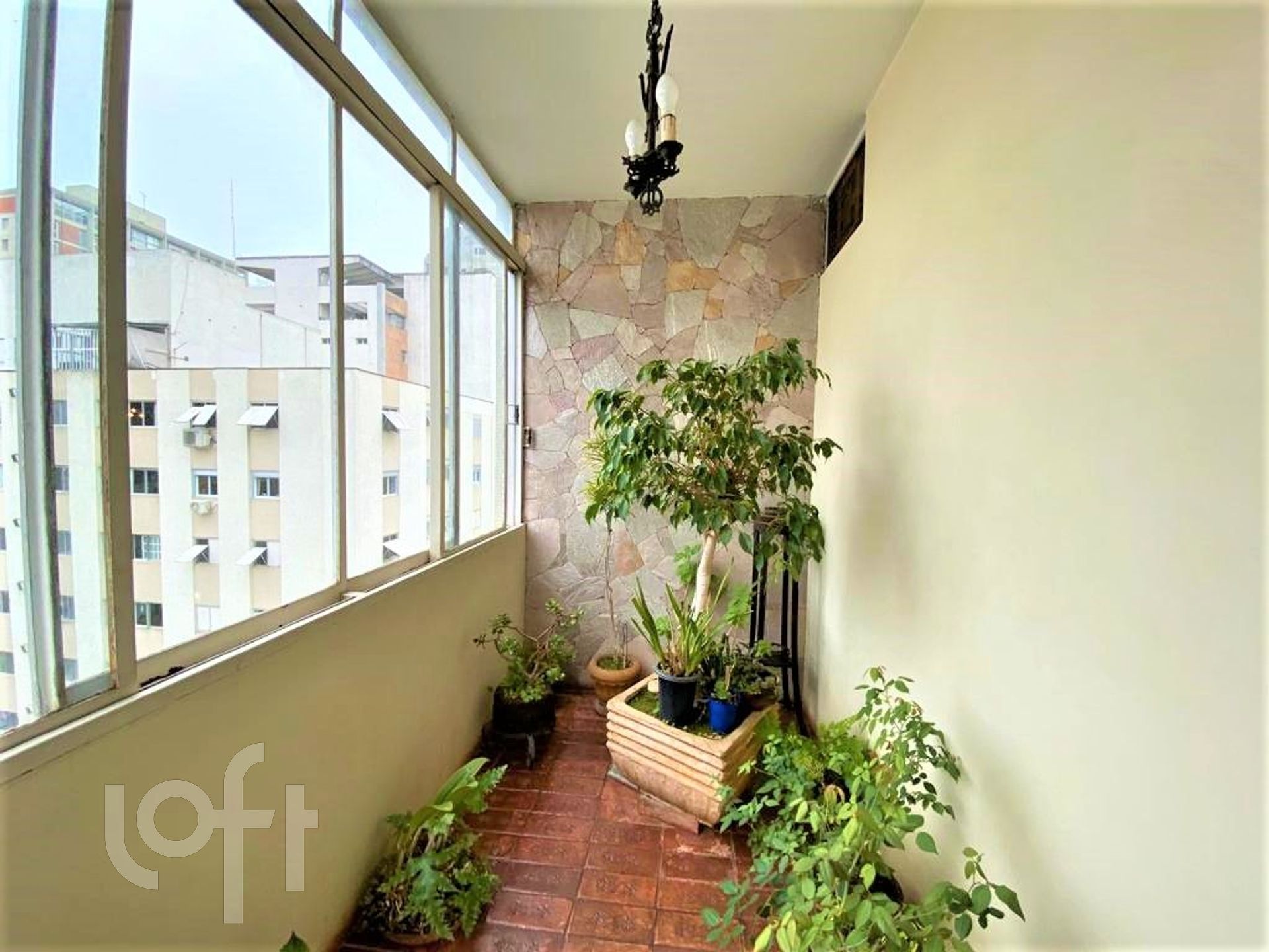 Apartamento à venda com 3 quartos, 180m² - Foto 7