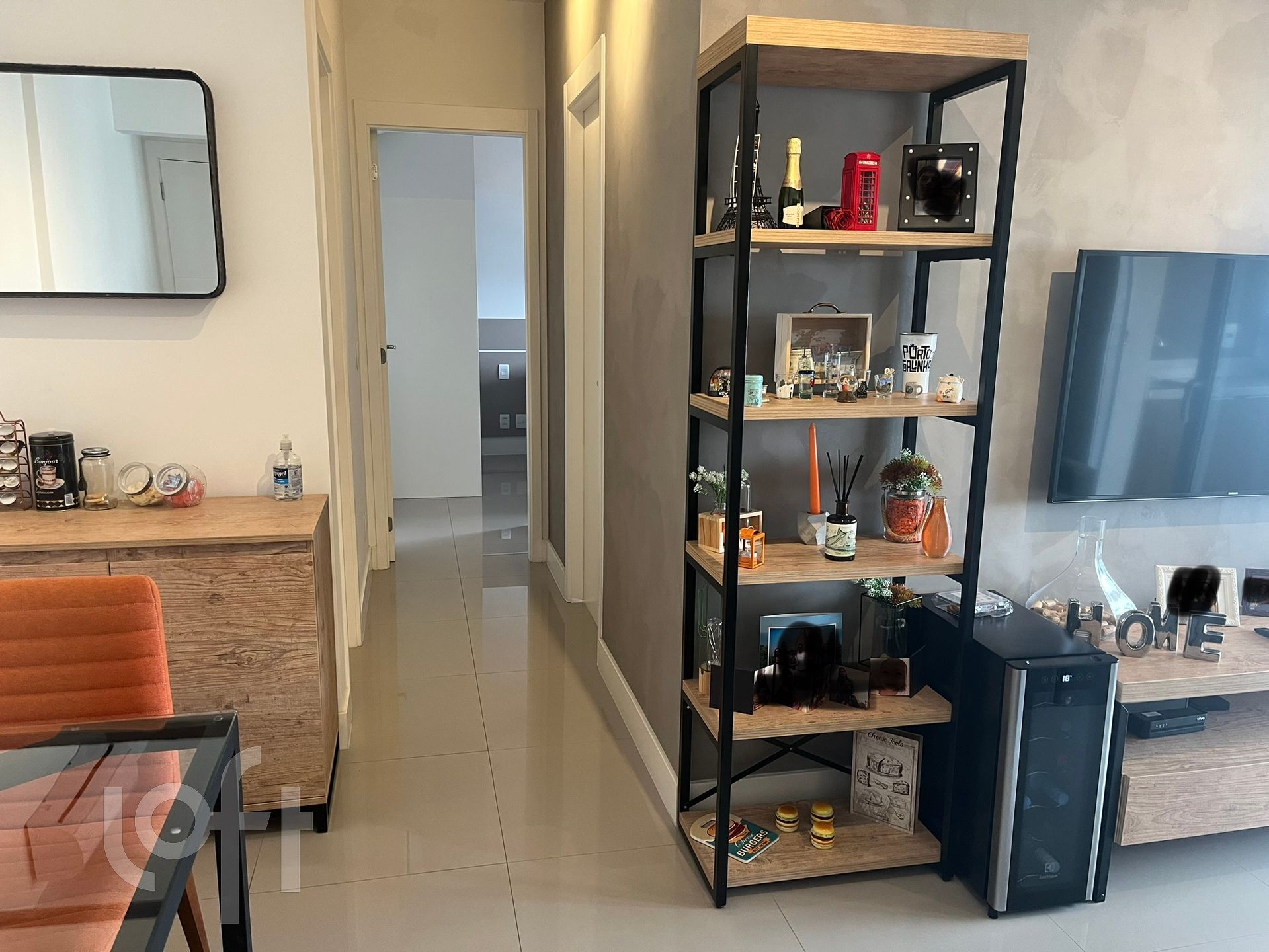 Apartamento à venda com 2 quartos, 67m² - Foto 3