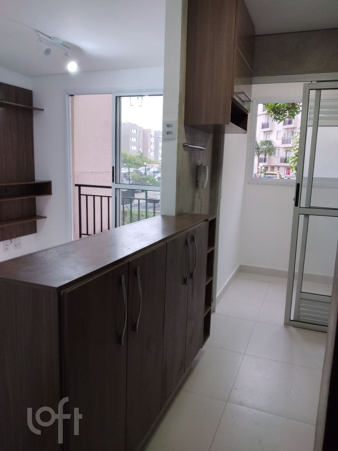 Apartamento à venda com 2 quartos, 44m² - Foto 9