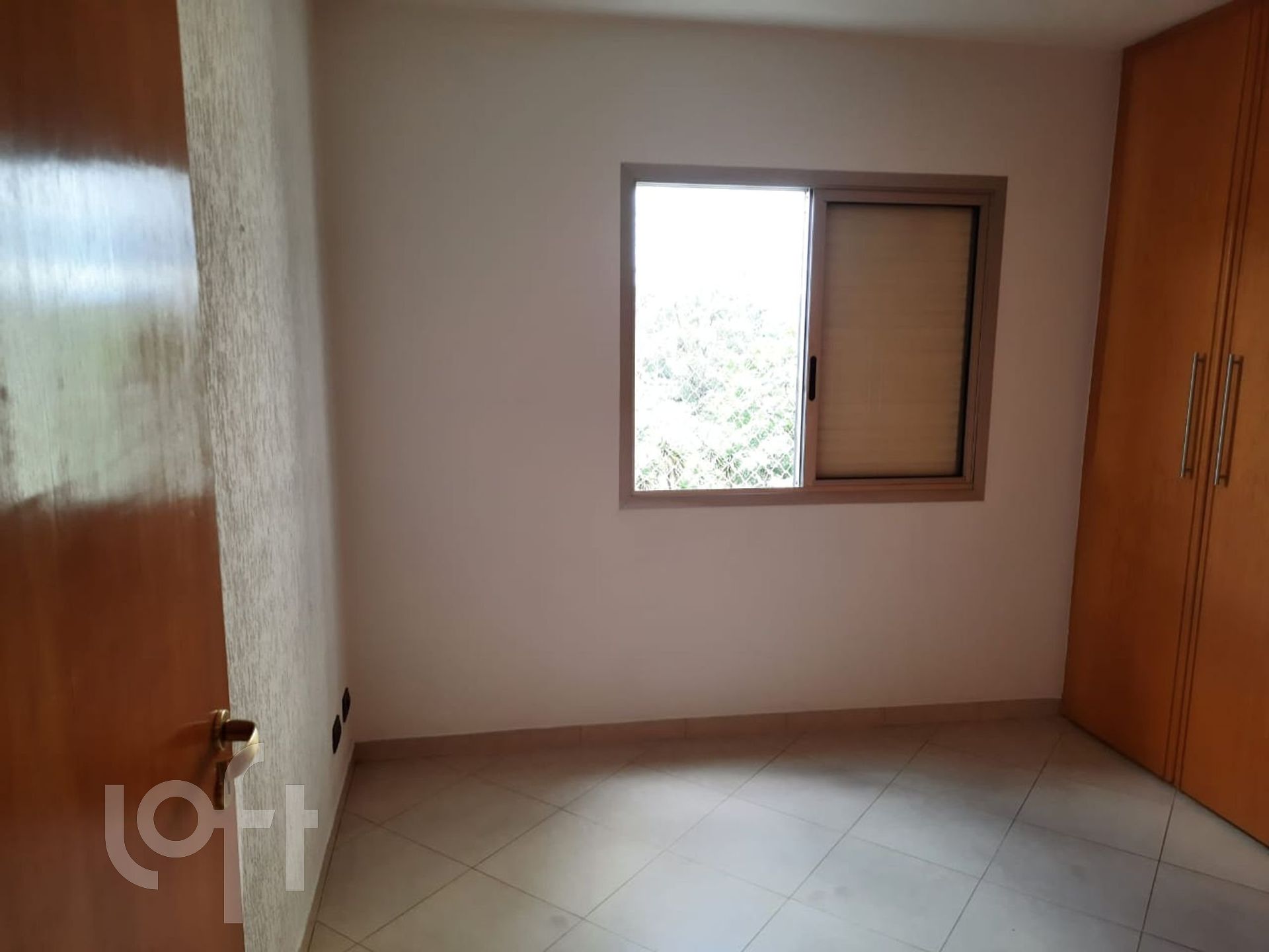 Apartamento à venda com 3 quartos, 80m² - Foto 2