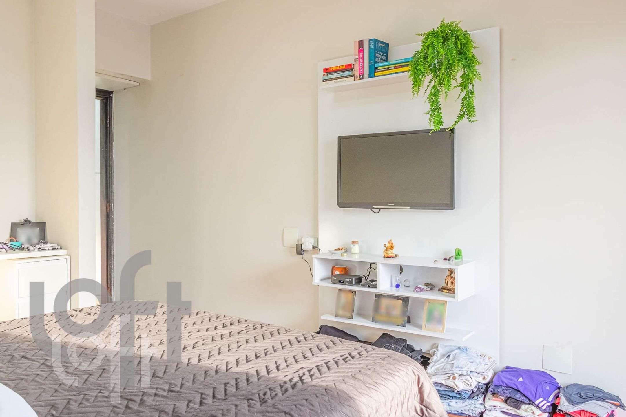 Apartamento à venda com 4 quartos, 274m² - Foto 2